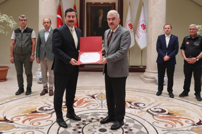 Yenişehir Belediyesi’ne Vali Ayyıldız’dan Teşekkür