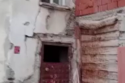 Balıkesir'de hasar gören köy evleri böyle görüntülendi