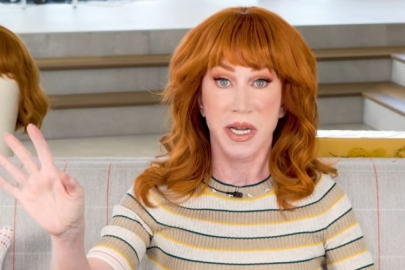 Ünlü komedyen Kathy Griffin üçüncü kez yüzünü gerdirdi