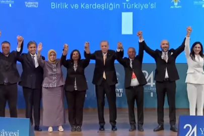 9 Belediye Başkanı AK Parti'de!