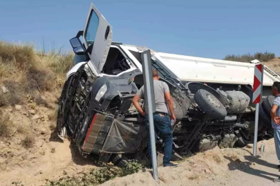 Beypazarı'nda Tanker Devrildi: Sürücü Hafif Yaralandı