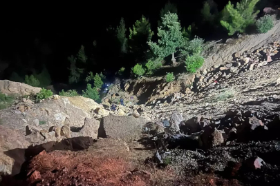 Adana'da Uçuruma Yuvarlanan Otomobilde 5 Kişi Hayatını Kaybetti