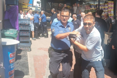 Kuyumcu soymaya çalışan hırsız sert kayaya tosladı! Esnaftan meydan dayağı yedi...