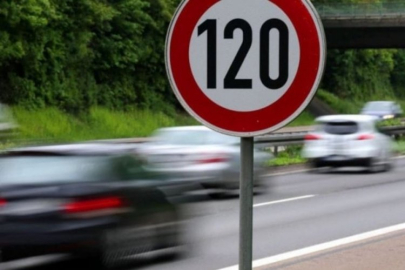 Otoyollarda hız sınırı değişti!