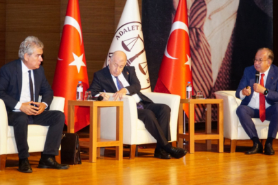 Ümit Özdağ'ın Bursa programı panelle başladı