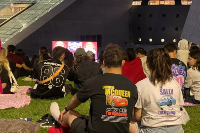Ankara'da Açık Hava Sineması Etkinliği Yoğun İlgiyle Devam Ediyor