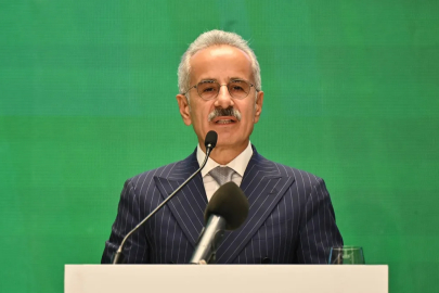 Bakan Uraloğlu açıkladı: BTK ile Türk Telekom arasındaki anlaşma 2050'ye kadar uzatıldı