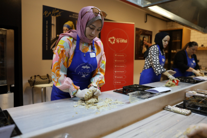 Büyükşehirden kadınlara altın bilezik