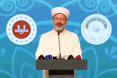 Ali Erbaş: Bu sene Mevlid-i Nebi'yi bir hafta değil, bir yıl olarak ihya edeceğiz