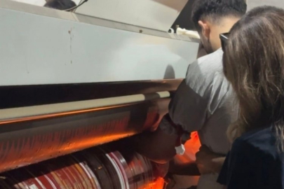 Elini makineye sıkıştırdı: Bir buçuk saatlik çalışmayla kurtarıldı