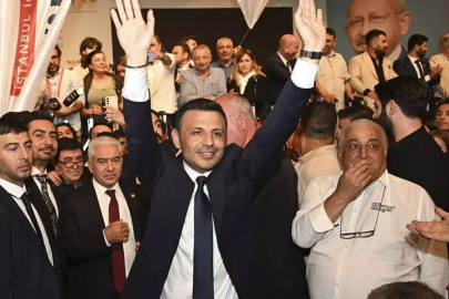 CHP'nin İstanbul İl Kongresi iptal edildi! Özgür Çelik ve yönetimi görevden alındı