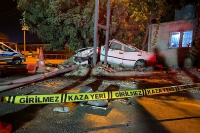 Genç adam feci kazada can verdi!