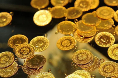 Altın haftayı zirvede tamamladı: 4 bin 700 lirayı aştı