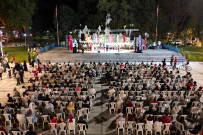 İnegöl Belediyesi TSM Korosundan Muhteşem Konser