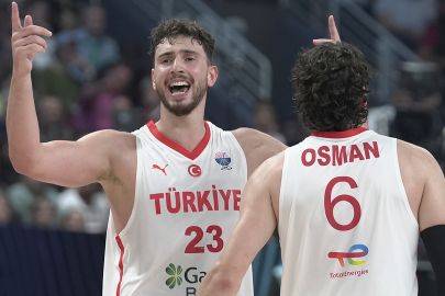 12 Dev Adam çeyrek finalde: EuroBasket 2025'te İsveç'i devirdik!