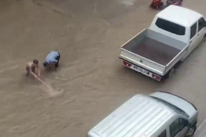 Bursa'da caddeler göle dönmüştü! Büyükşehir'den açıklama var...