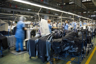 Dünyaca ünlü giyim devi Türkiye'den kaçtı!