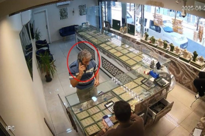 Bursa'da kahraman kuyumcu! Müşterisini kurtardı...