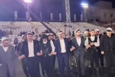 Menzilcilerin düğününde çok konuşulan görüntüler! Sosyal medyada gündem oldu