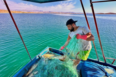 Tunceli'de Balıkçılık yapan Onur Ulaş Demir, Aylık 200 Bin Lira Kazanıyor