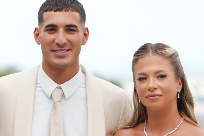 Mert Müldür ve Koprena Andjela, nişan fotoğraflarını paylaştı