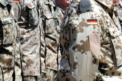 Askerle polis çatıştı, ülke ayağa kalktı