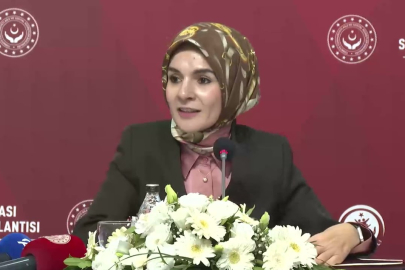 Bakan Göktaş, sosyal medya düzenlemesi için STK temsilcileriyle bir araya geldi