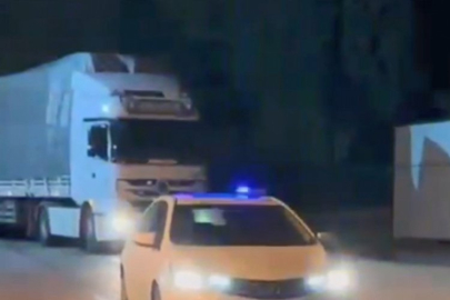 Kocaeli'de bir TIR'da 49 bin 750 paket kaçak sigara ele geçirildi