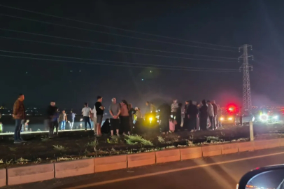 Hatay'da lastiği patlayan otomobilin tarlaya uçtuğu kazada 1 can kaybı