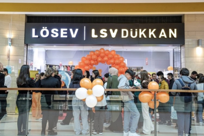Bursa'da LÖSEV'den farkındalık hamlesi! O AVM'de hizmete açıldı...