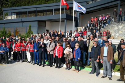 Bursa Gemlik'te durdurulan kafe inşaatı tartışmalara yol açtı