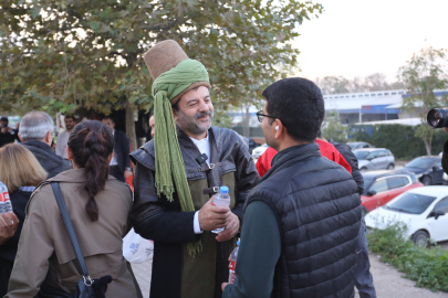 GÜRSU’DA BAŞKAN IŞIK EVLİYA ÇELEBİ OLDU, SU DAĞITTI