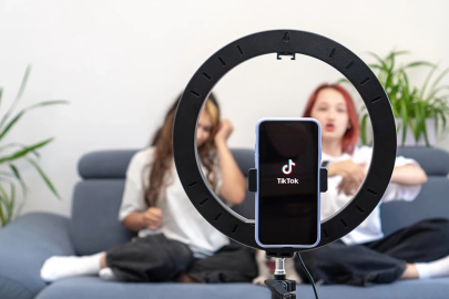 Tehlike sosyal medyada kol geziyor, TikTok akımlarına dikkat!