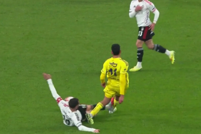 Beşiktaş, Fenerbahçe karşısında 10 kişi kaldı!