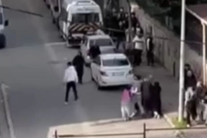 İstanbul'da kavga ettikleri ailenin evini taşladılar