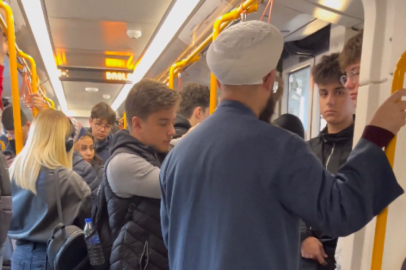 Bursa metrosunda din dersi gerginliği! Tebliğci sinirlendi