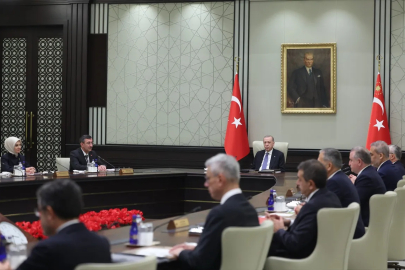 Kabine toplanıyor: Önemli konular masada olacak