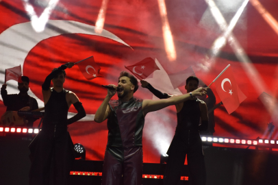 Karacabey’de Cumhuriyet Coşkusu Sefo İle Zirveye Ulaştı