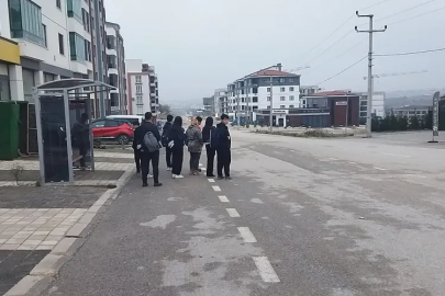 Bursa'da 30 Ağustos Zafer Mahallesi’nde ulaşım çilesi büyüyor!