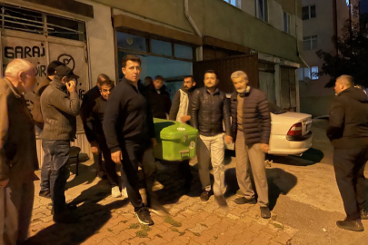 Eşinden haber alamayınca garaja indi, otomobilin içinde ölü buldu