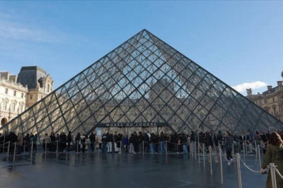 Louvre Müzesi soygunu: Güvenlik şifresi "LOUVRE"muş!