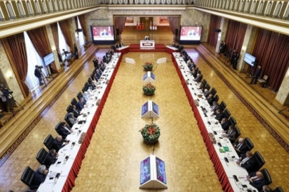 Süreç Komisyonu toplantısı ertelendi