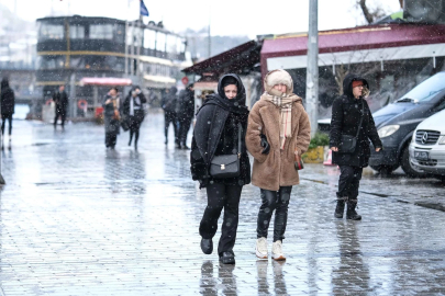 Yoğun kar yağışı geliyor: Günlerce sürecek! Meteoroloji'den peş peşe uyarı