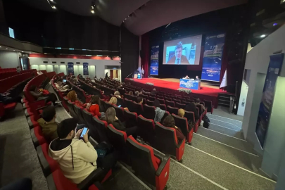 İzmir'de Nadir Hastalıklar ve Yetim İlaçlar Toplantısı Düzenlendi