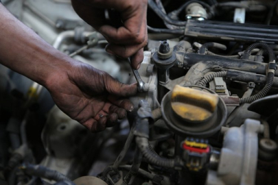 Otomotiv devi aylık 400 bin TL maaşla çalışacak tamirci bulamıyor!