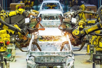 Dünyaca ünlü otomobil devi binlerce aracını geri çağırıyor! Yangın riski...