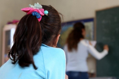 Resmi eğitim kurumlarında 1 milyon 34 bin öğretmen görev yapıyor