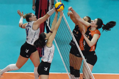 Nilüfer Belediyespor Eker, Eczacıbaşı Dynavit'i 3-1 mağlup etti