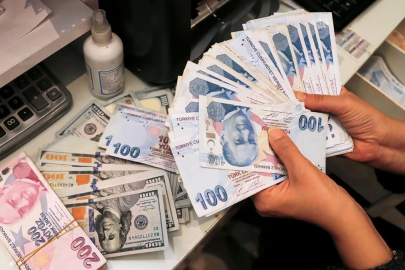 Faiz düşer, kur yükselir mi? Dolar, Euro, altın 2026'yı bekliyor!