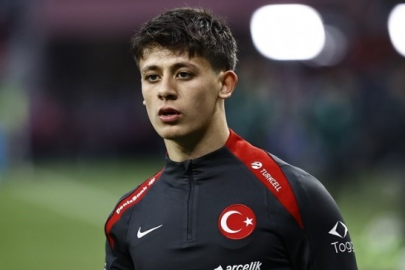 Arda Güler Fenerbahçe maçı biter bitmez telefona sarıldı